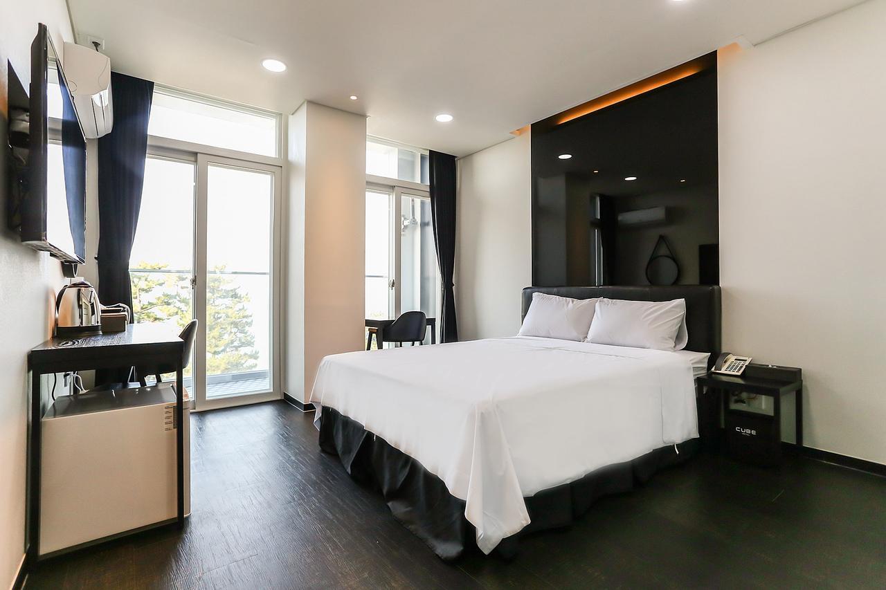 Gangneung Gyeongpodae Hotel Cube Exterior foto